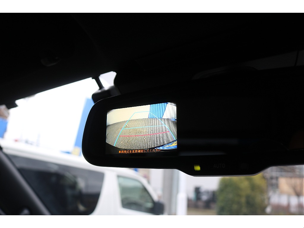 自動防眩ミラー！