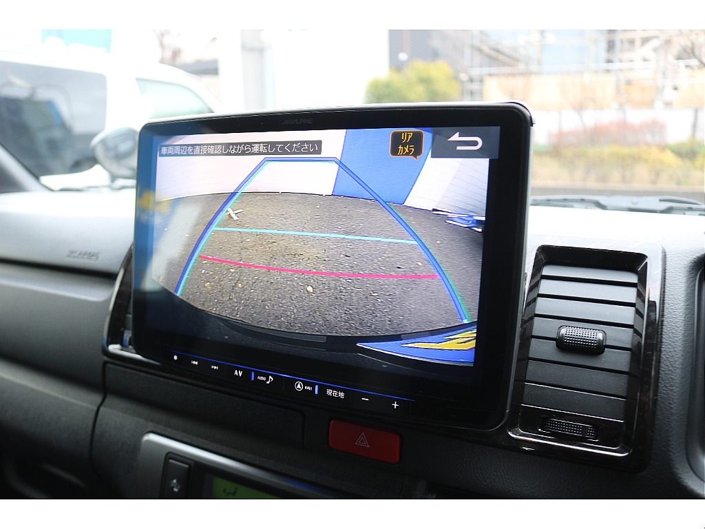 バックカメラ連動！