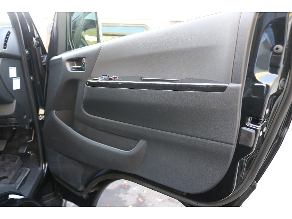 ドア内張りも綺麗です！