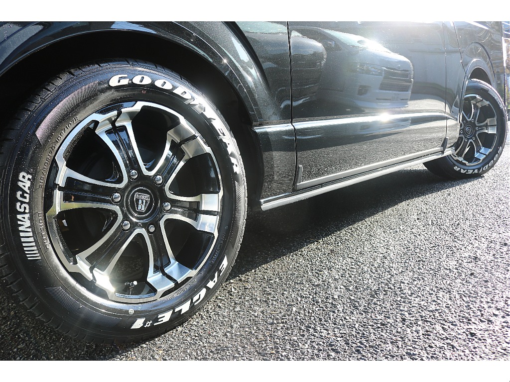 ワイルドディープス17インチアルミ×グッドイヤーナスカータイヤ！