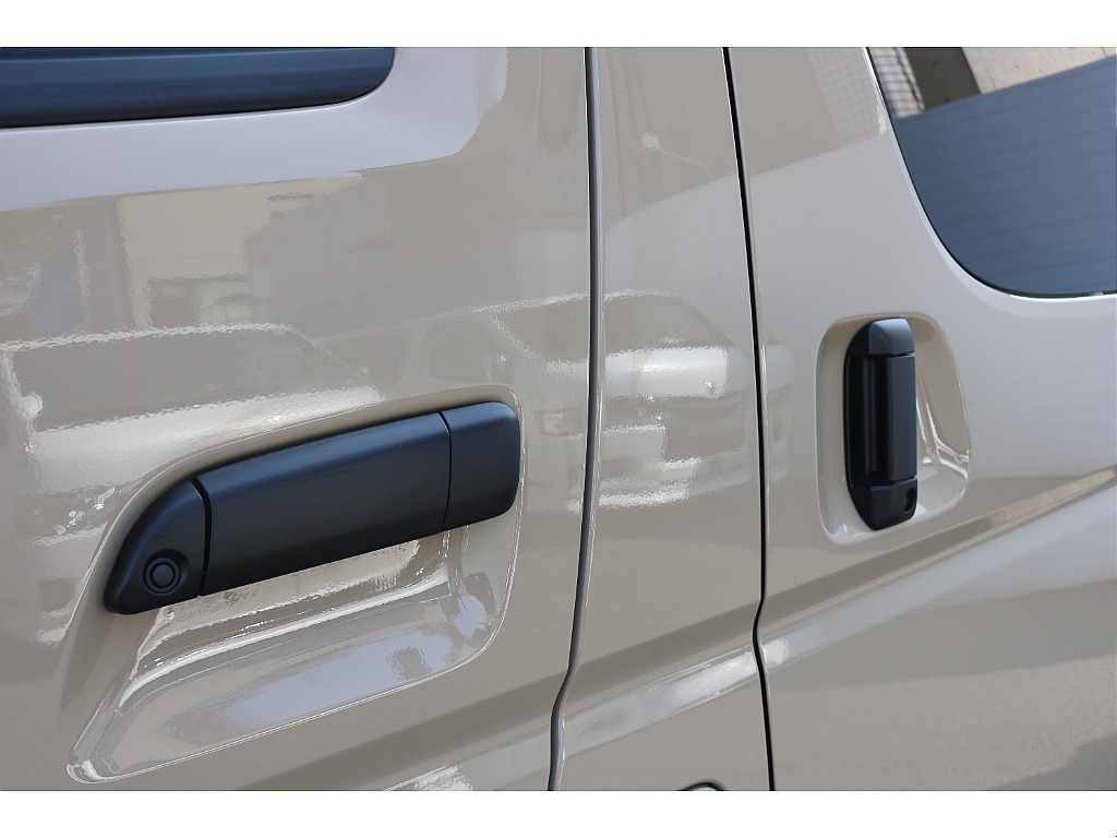 ドアノブマッドブラック塗装！