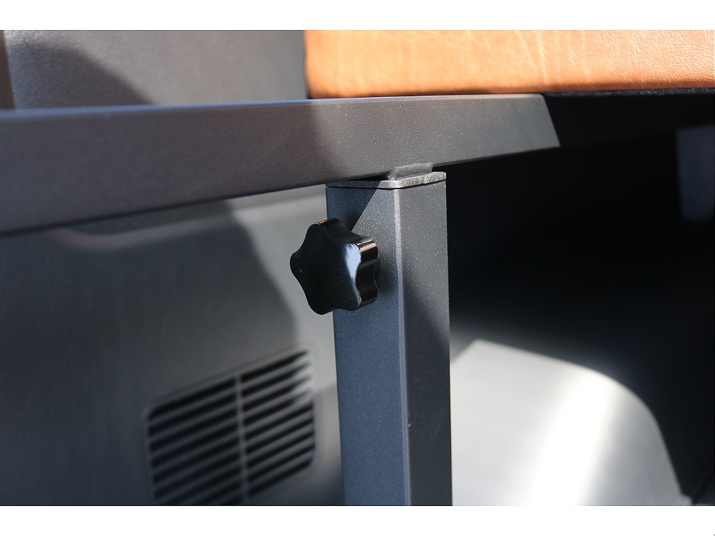 ベッドは5段階高さ調整可能です！