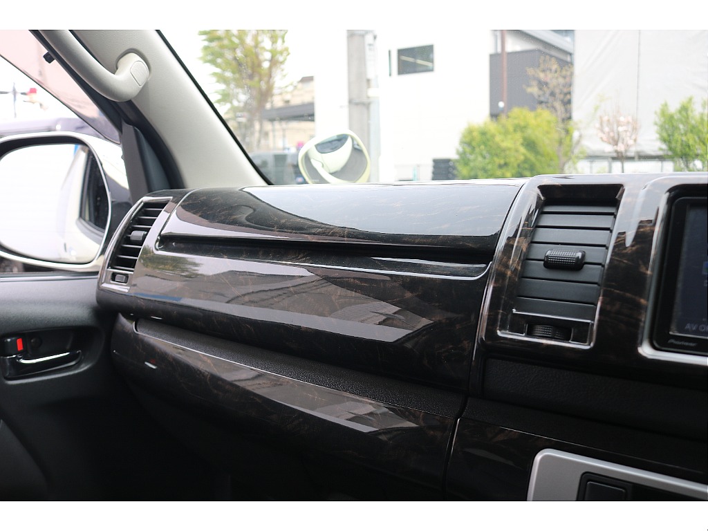 マホガニー調インテリアパネル！