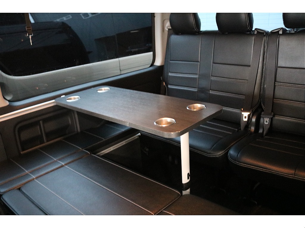 後ろにもテーブルを取り付けられます！