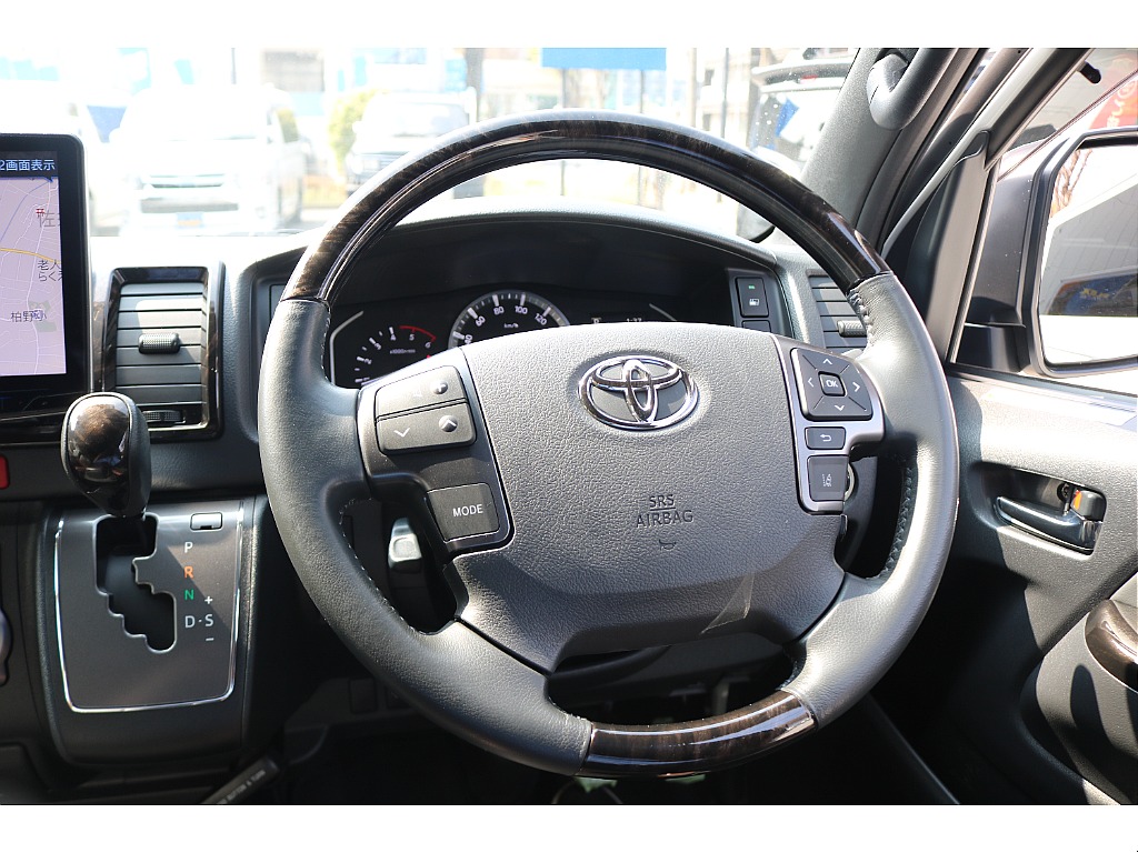 ダークプライムⅡ専用ステアリング、シフトノブ！