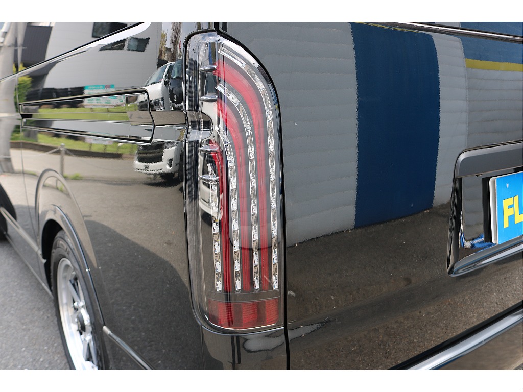 煌めきLEDテール！