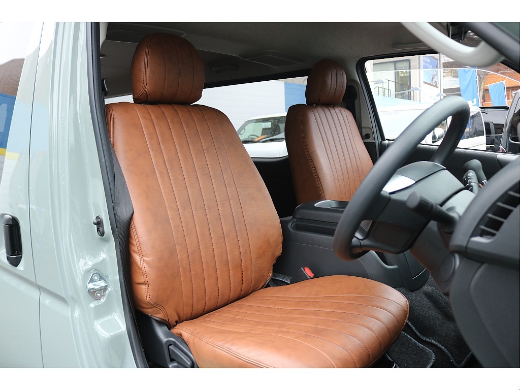 新品全席シートカバー！