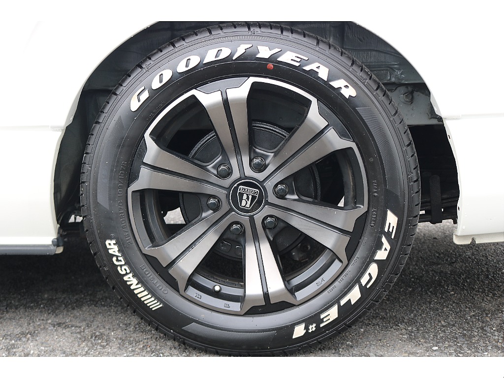 グッドイヤーナスカータイヤ×アーバン17インチアルミ！