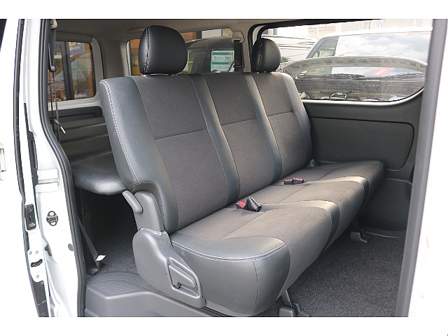 ダークプライム専用ハーフレザーシート！