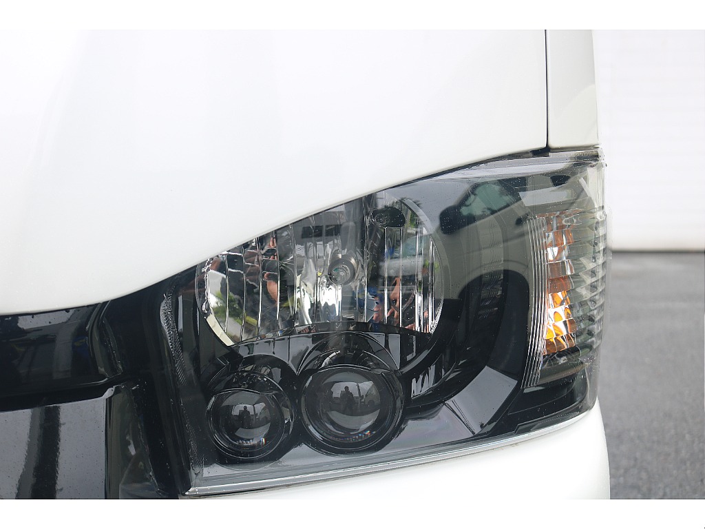 LEDヘッドライト！インナーブラック施工！