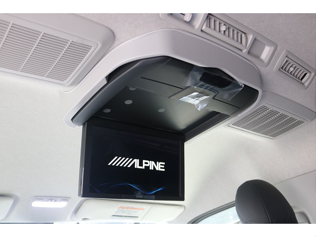 新品アルパインフリップダウンモニター12.8インチ！