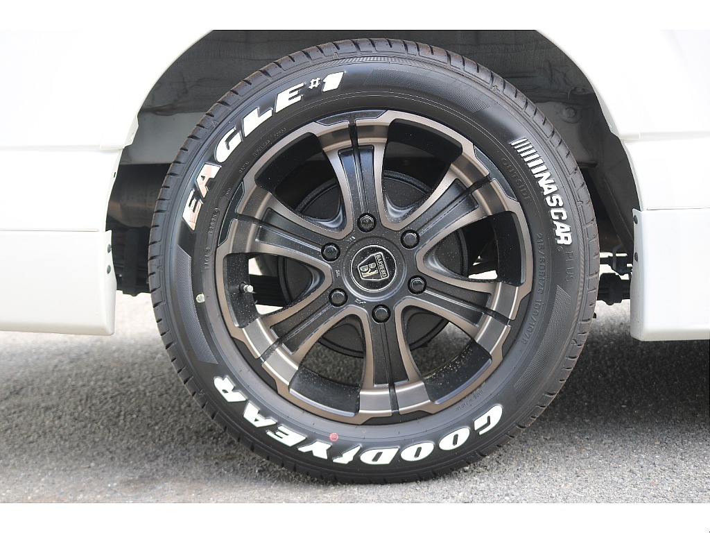 新品グッドイヤーナスカータイヤ×新品ディープス17インチアルミ！