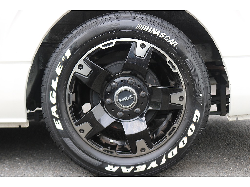 グッドイヤーナスカータイヤ×DELF03 17インチアルミ！