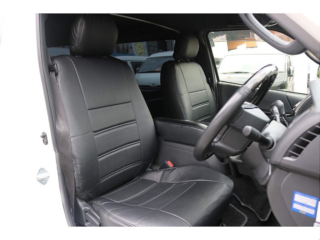 トヨタ&nbsp;ハイエースバン&nbsp;5D2.0スーパーGLダークプライムⅡロング&nbsp;下取り直販 ワンオーナー車&nbsp;東京都の詳細画像&nbsp;その5