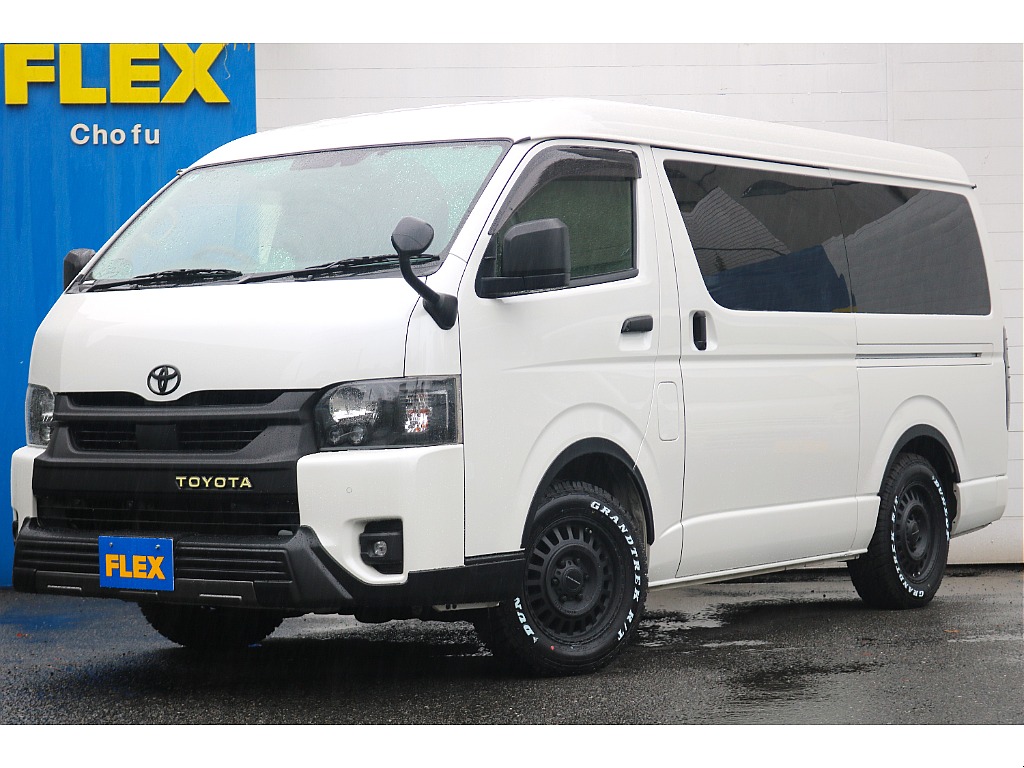 トヨタハイエースブラックエディション 中古車画像