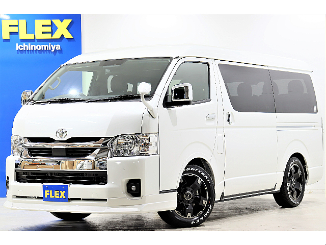 新車ハイエースワゴンGL内装架装Relaxingの入庫です