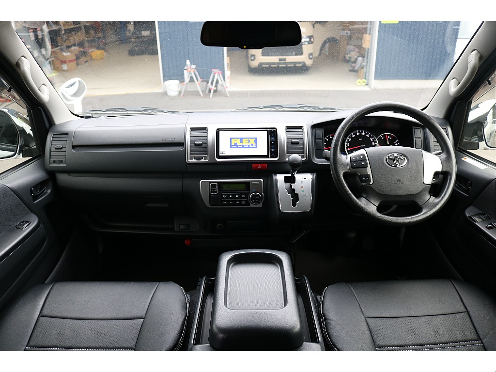 トヨタ ハイエースバン 5ドアバン3.0DT スーパーGLロング 4WD  愛知県の詳細画像 その12