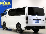 トヨタ ハイエースバン(7枚目)