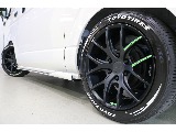 トヨタ ハイエースバン(4枚目)