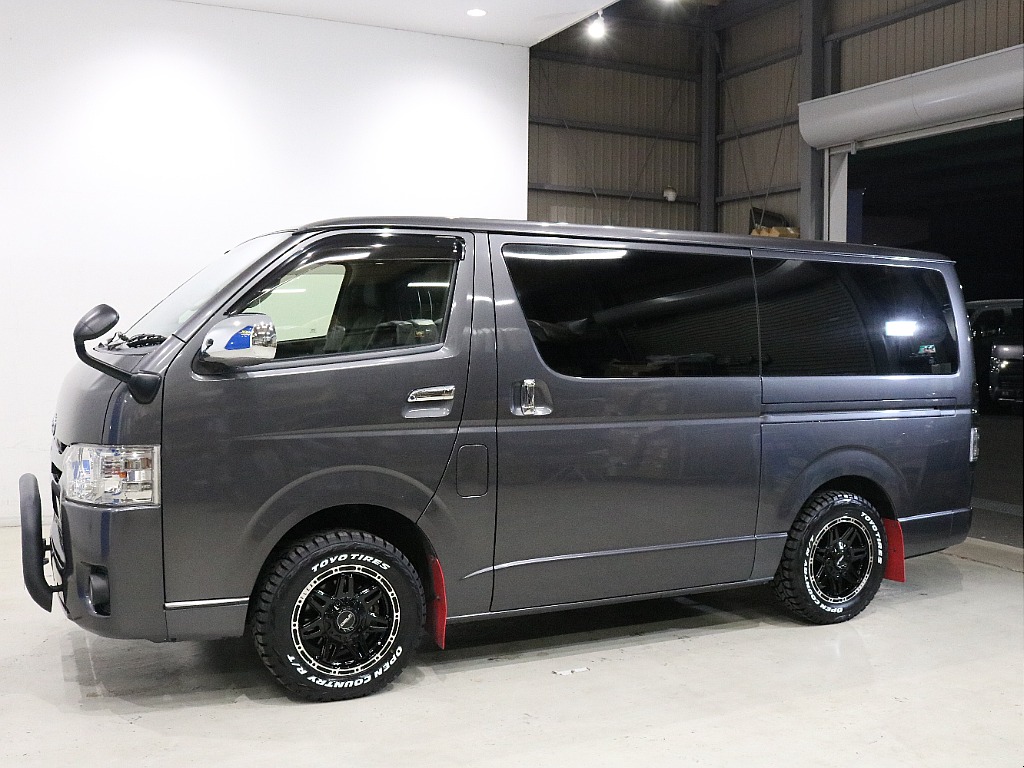 トヨタ ハイエースバン(23枚目)