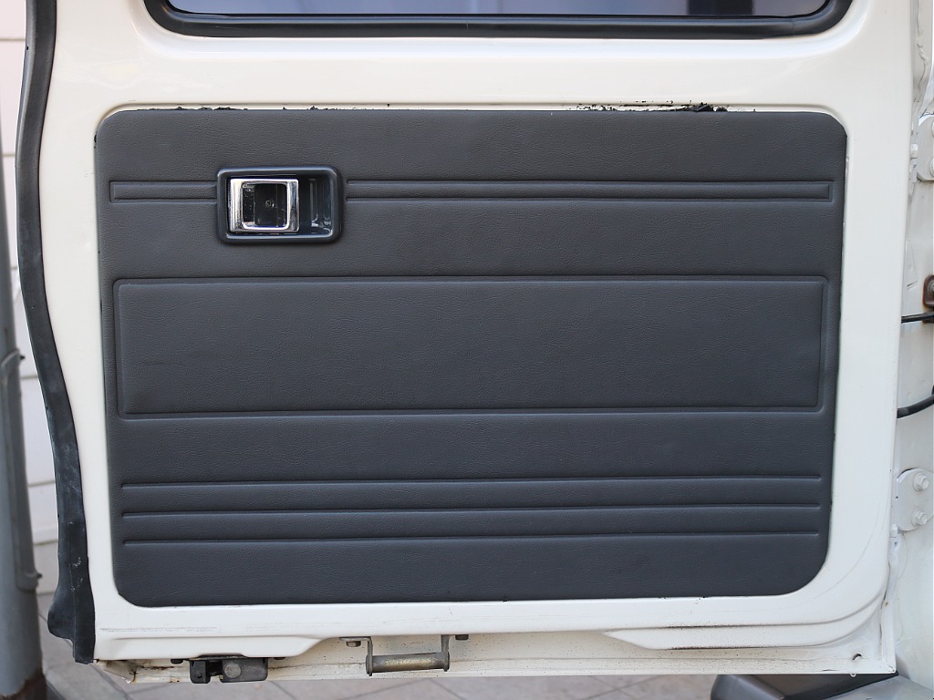 トヨタ ランドクルーザー60(34枚目)