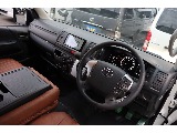 トヨタ ハイエースバン(13枚目)