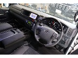 トヨタ ハイエースバン(13枚目)
