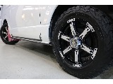トヨタ ハイエース(4枚目)