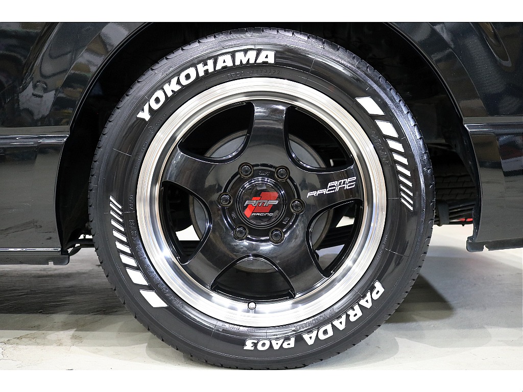 YOKOHAMA PARADA 17インチタイヤ/MARUKA RMP RACING 17インチホイール
