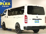 トヨタ ハイエースバン(7枚目)