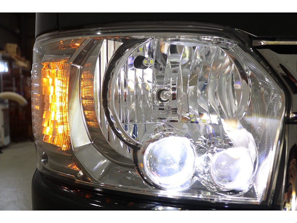 トヨタ ハイエースバン(27枚目)