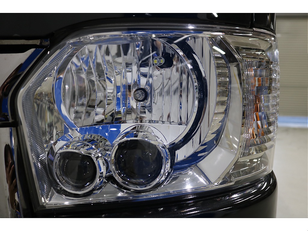 トヨタ ハイエースバン(28枚目)