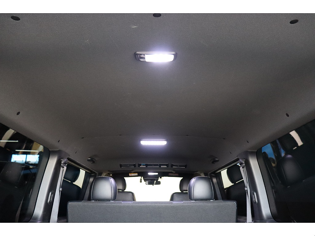 トヨタ ハイエースバン(33枚目)