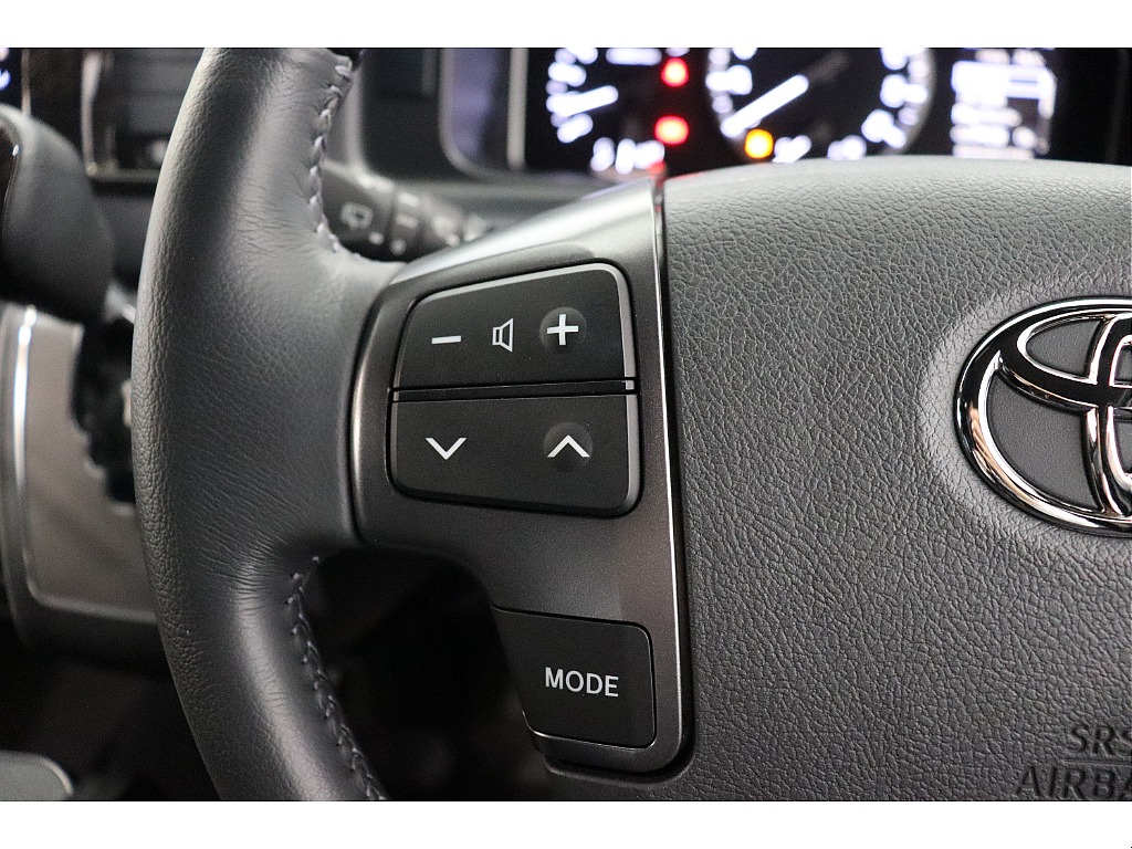 トヨタ ハイエースバン(34枚目)