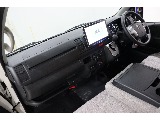 トヨタ ハイエースバン(15枚目)