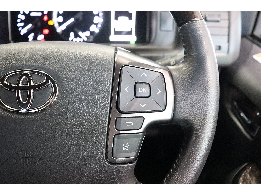 トヨタ ハイエースバン(37枚目)