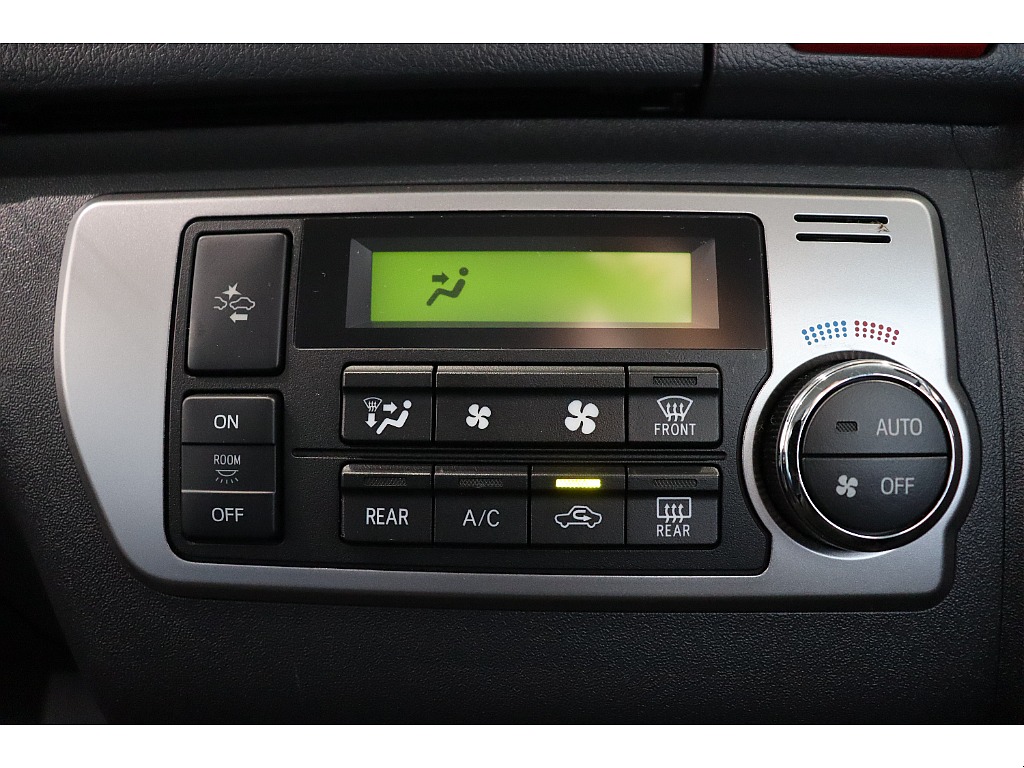 トヨタ ハイエース(37枚目)