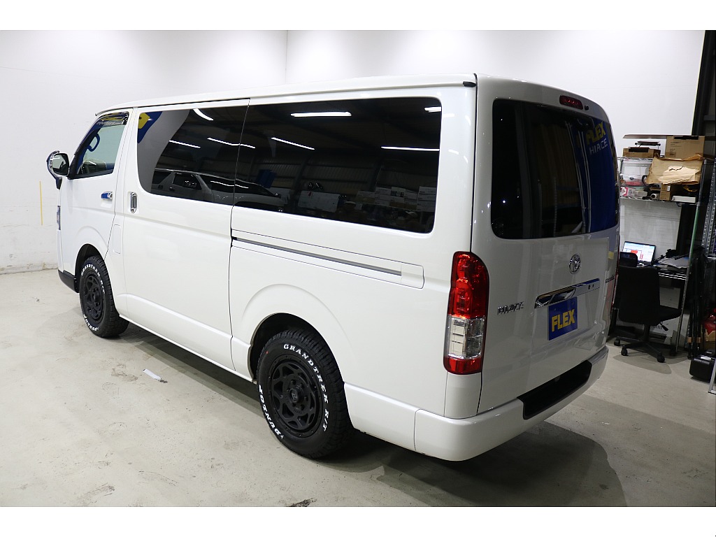 トヨタ ハイエースバン(24枚目)