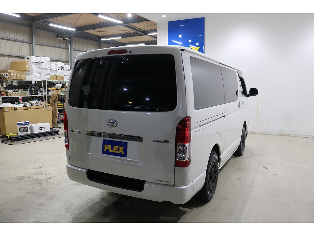 トヨタ ハイエースバン(26枚目)