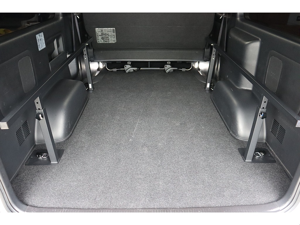 トヨタ ハイエースバン(38枚目)