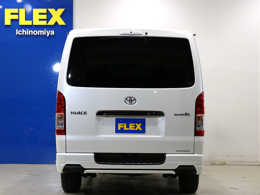 トヨタ ハイエースバン(16枚目)