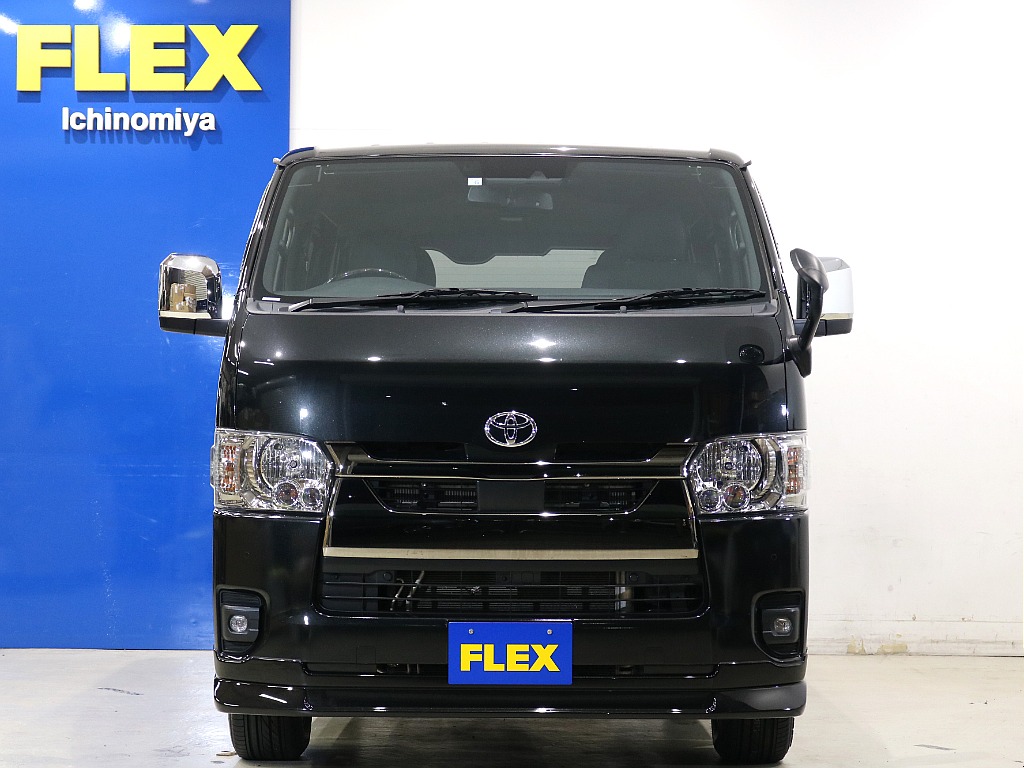 トヨタ ハイエースバン(5枚目)