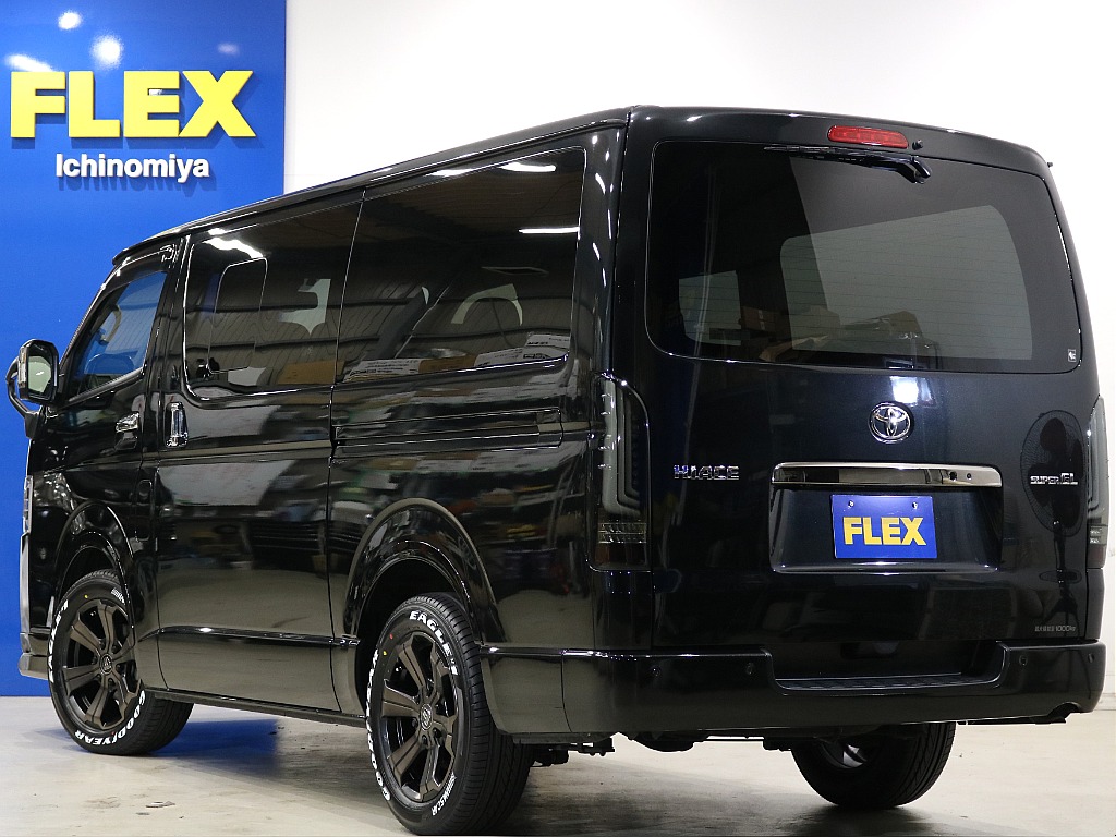 トヨタ ハイエースバン(7枚目)