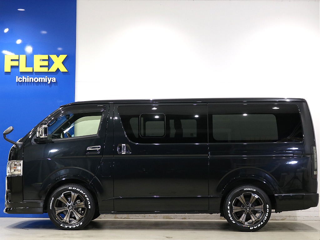 トヨタ ハイエースバン(9枚目)