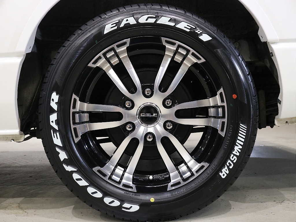 グットイヤーナスカータイヤ 17インチ/デルフ02ホイール 17インチ