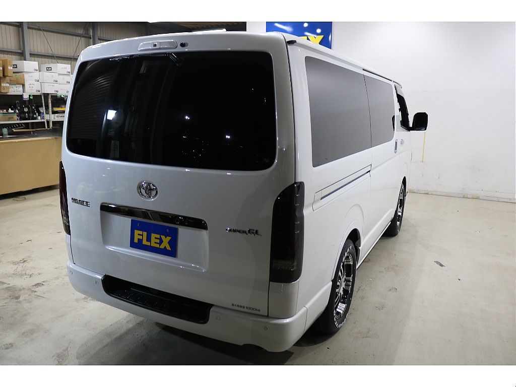 トヨタ ハイエースバン(26枚目)