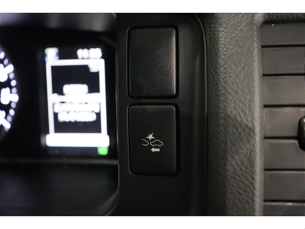 トヨタ ハイエースバン(32枚目)