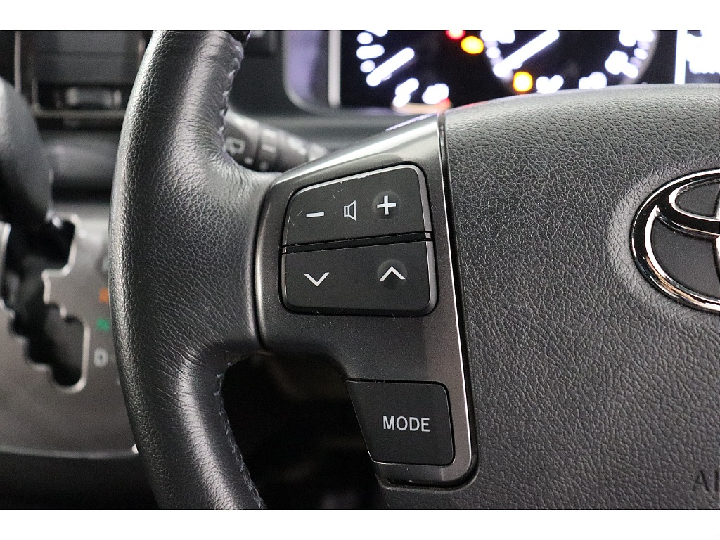 トヨタ ハイエースバン(33枚目)