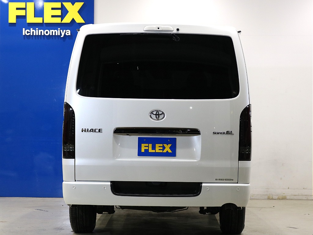 FLEXオリジナルリアスポイラー