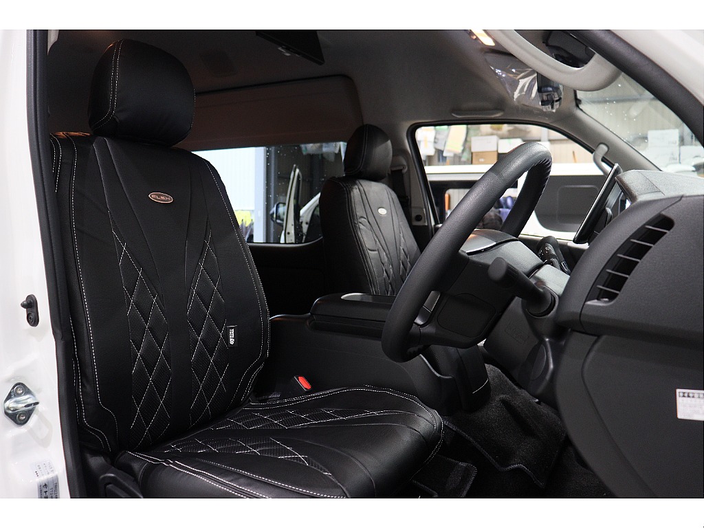 トヨタ ハイエース(14枚目)